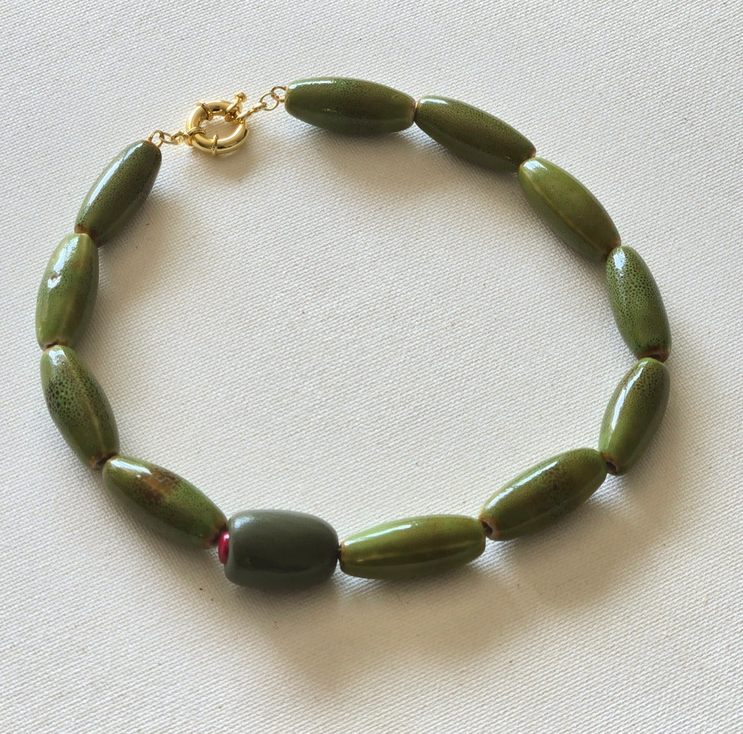Cheeky Olive Choker